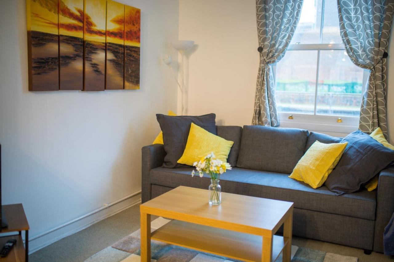 Exclusive Offers L Last-Minute Specials L Parking Free L Double Bed House L Uk L Gaming Room L Komfy 3 Bedroom Cottage With Riverview L Perfect For Short Or Long Stays Reading Ngoại thất bức ảnh